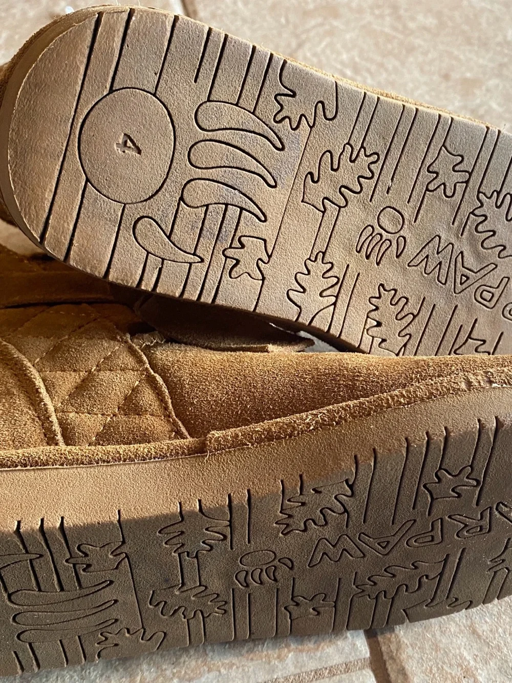 BearPaw suede like
